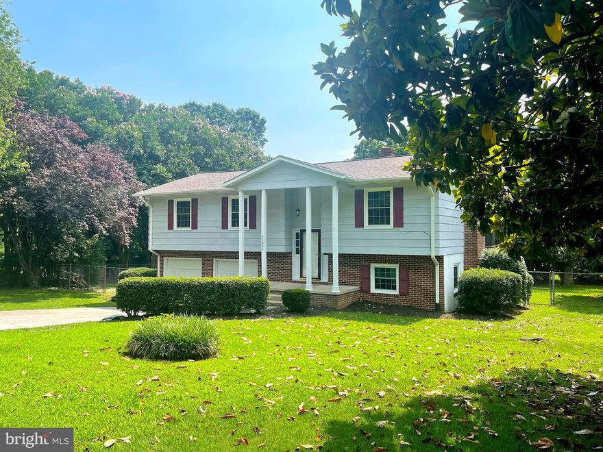 Enjoy the community of Breton Bay in this 3BR 2.5FB home with two car garage.  On the main level of the home are the open living and dining room areas, kitchen, 2 bedrooms and hall full bath as well as the Primary bedroom and Primary bath.  On the lower level is the family room with fireplace, half bath, laundry area and access to the two car front loading garage with storage area.  Outside living areas, perfect for entertaining or just relaxing, include the front porch, a large screened deck off of the dining room and also a separate wrap around deck.  Large rear yard is fully fenced.  Residents can join the voluntary Civic Association to enjoy the private community beach, pier, kayak launch, and a picnic area.  The home is steps away from the Breton Bay Country Club which offers golf, swimming pool and tennis amenities along with the Clubhouse and Ironwood Grill.  It’s just a short drive to historic downtown Leonardtown for dining, shopping, and local events.  Neutered/spayed pets considered on a case-by-case basis.