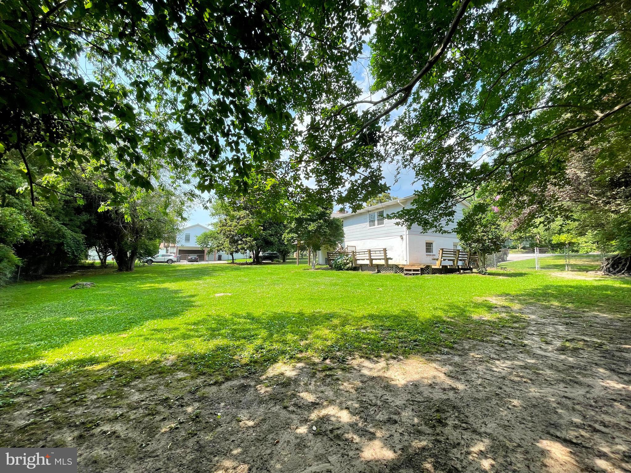 BRETON BAY ESTATES - Residential Lease