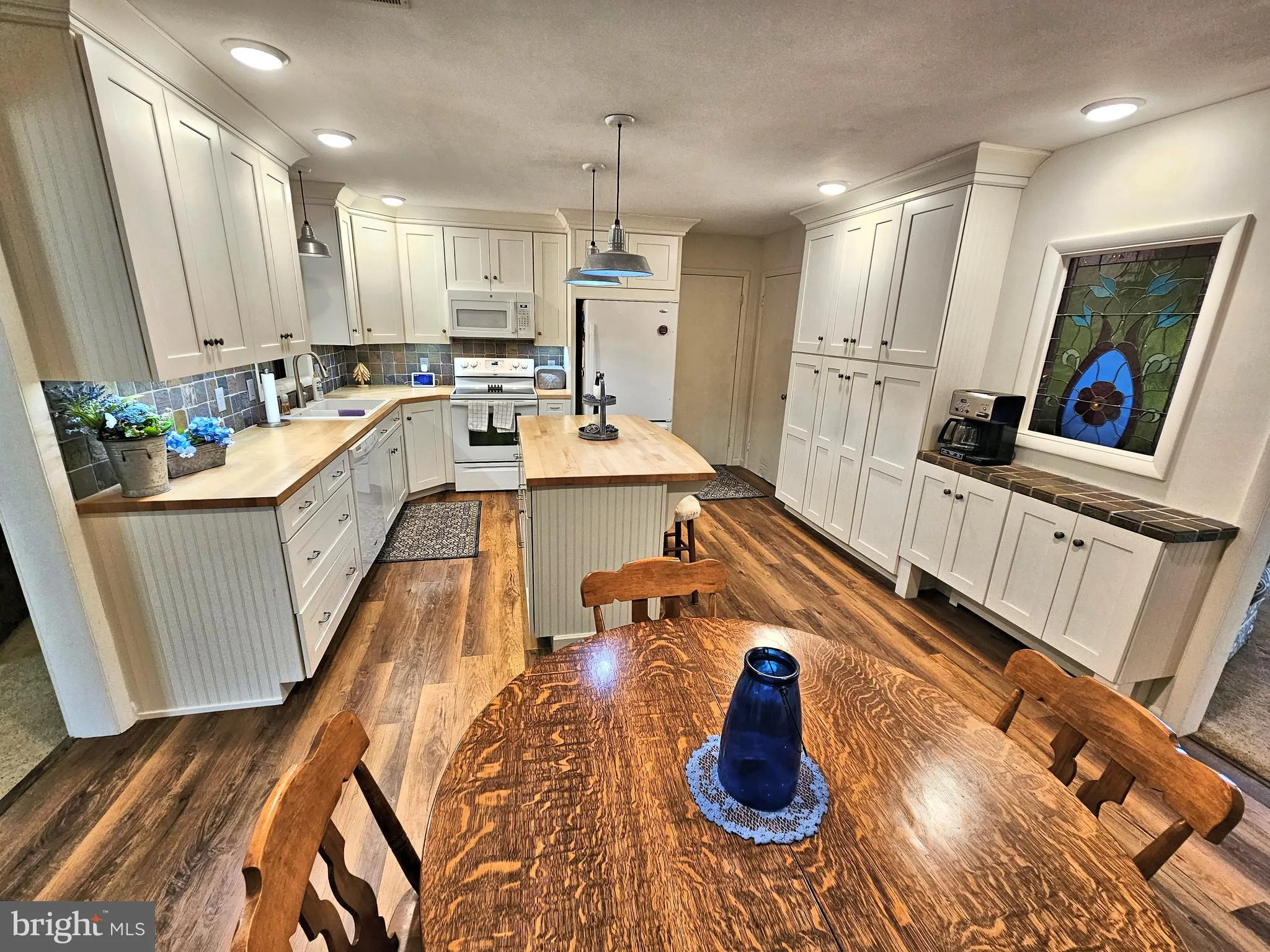 Manheim, Pennsylvania 17545, United States, 3 Bedrooms Bedrooms, ,2 BathroomsBathrooms,Residential,Active,136451