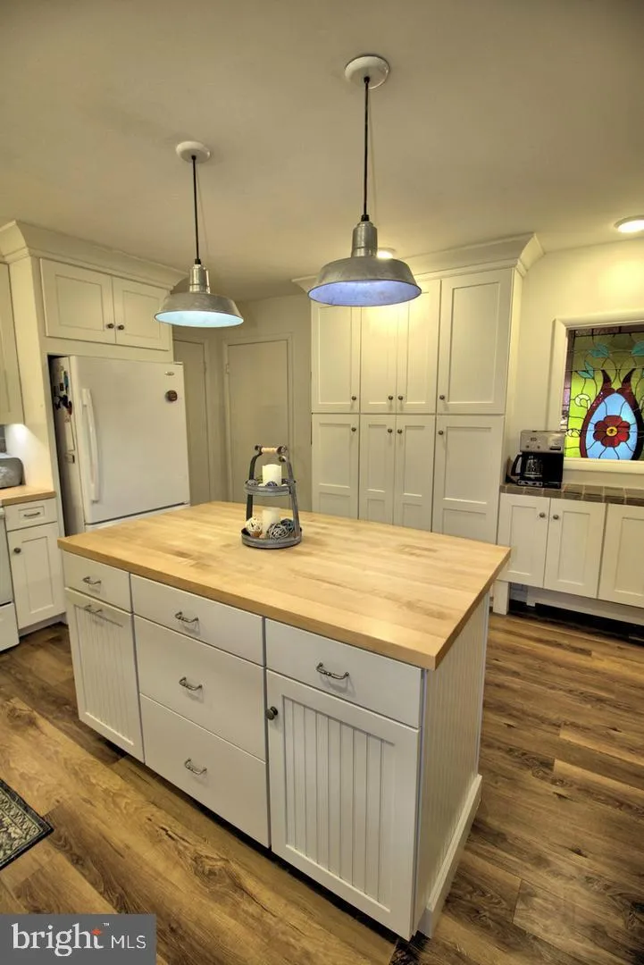 Manheim, Pennsylvania 17545, United States, 3 Bedrooms Bedrooms, ,2 BathroomsBathrooms,Residential,Active,136451