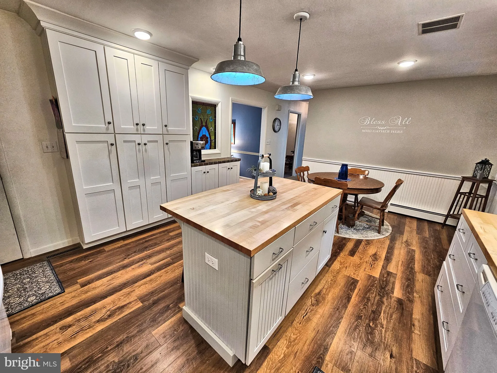 Manheim, Pennsylvania 17545, United States, 3 Bedrooms Bedrooms, ,2 BathroomsBathrooms,Residential,Active,136451