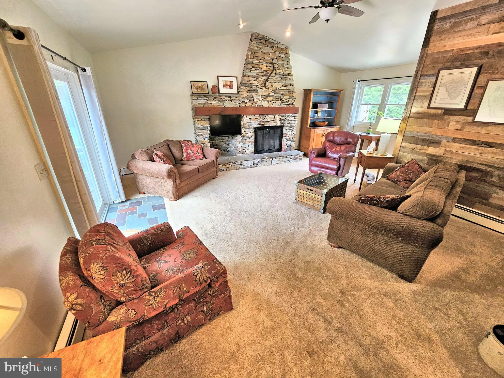 Manheim, Pennsylvania 17545, United States, 3 Bedrooms Bedrooms, ,2 BathroomsBathrooms,Residential,Active,136451