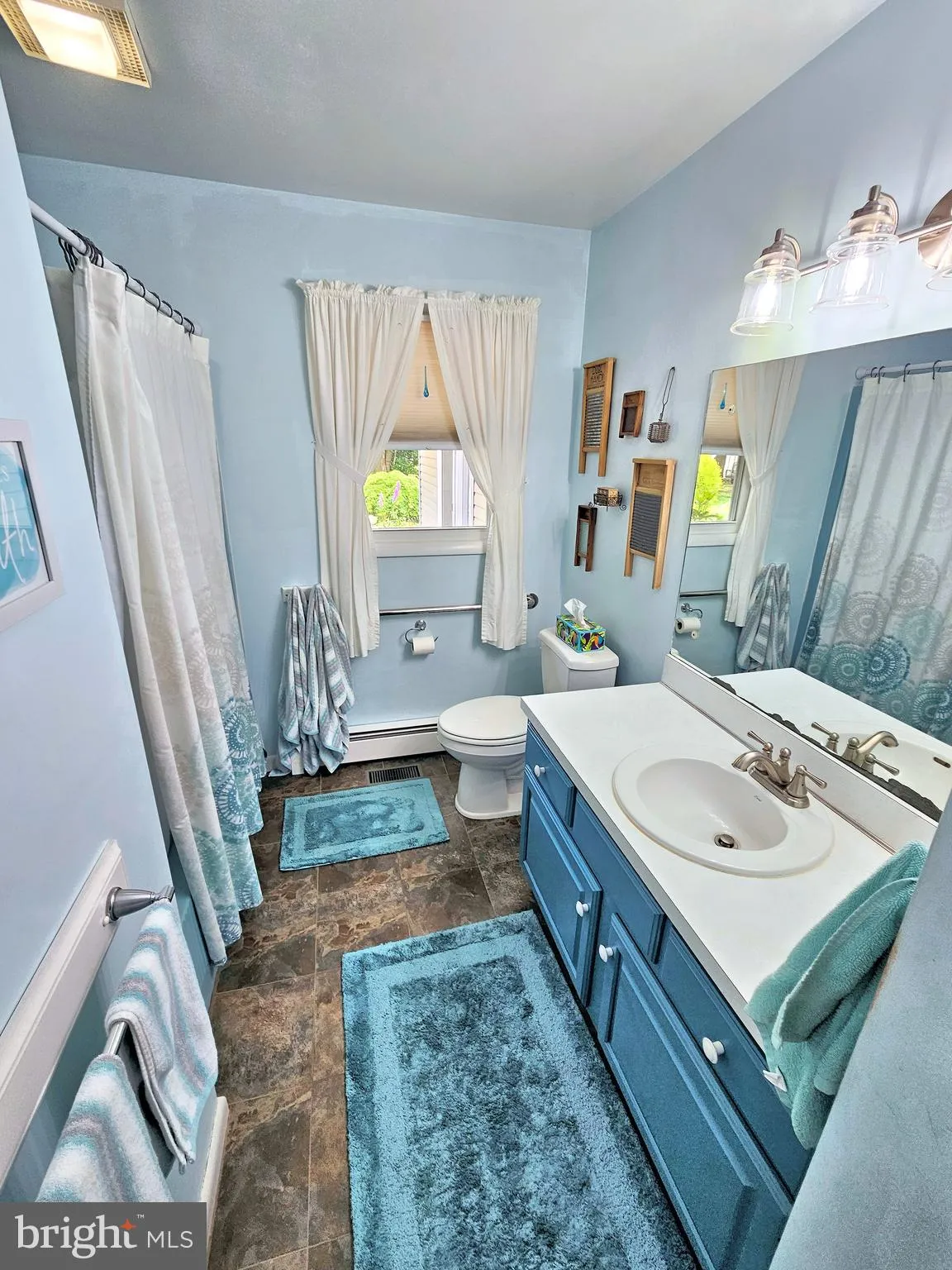 Manheim, Pennsylvania 17545, United States, 3 Bedrooms Bedrooms, ,2 BathroomsBathrooms,Residential,Active,136451