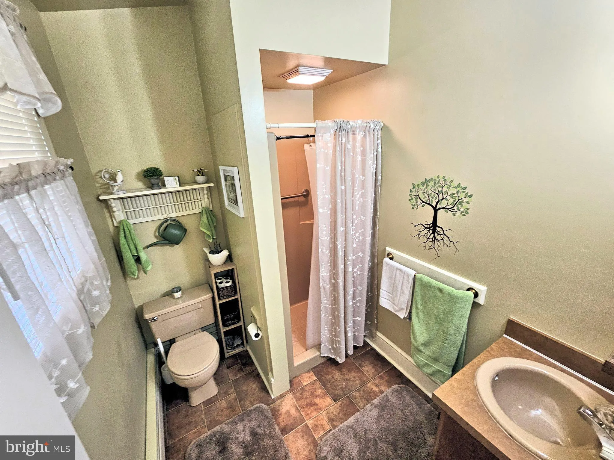 Manheim, Pennsylvania 17545, United States, 3 Bedrooms Bedrooms, ,2 BathroomsBathrooms,Residential,Active,136451