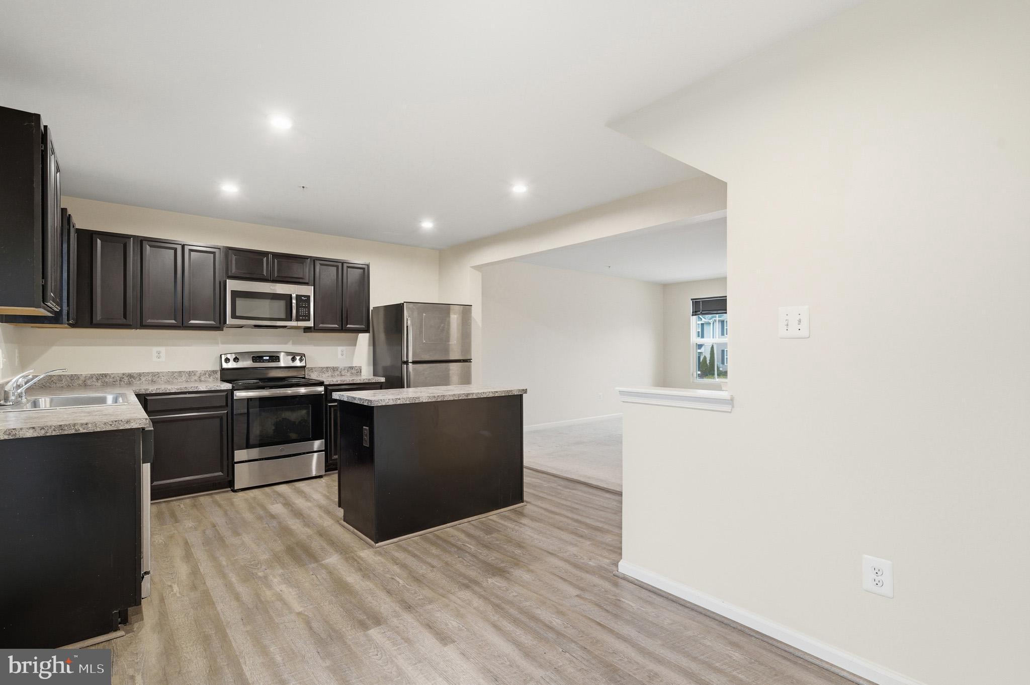 WILLOW GATE - Residential