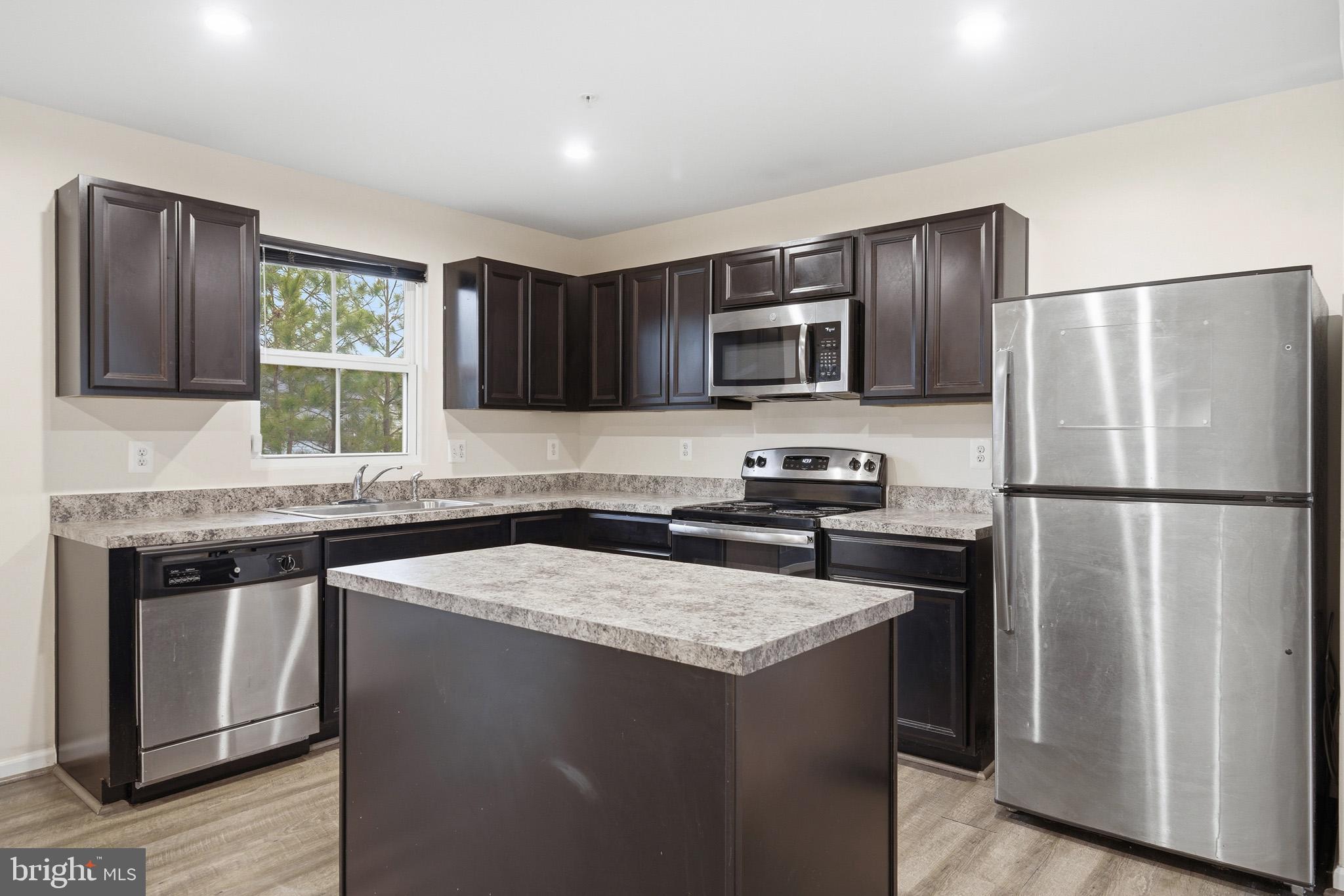 WILLOW GATE - Residential