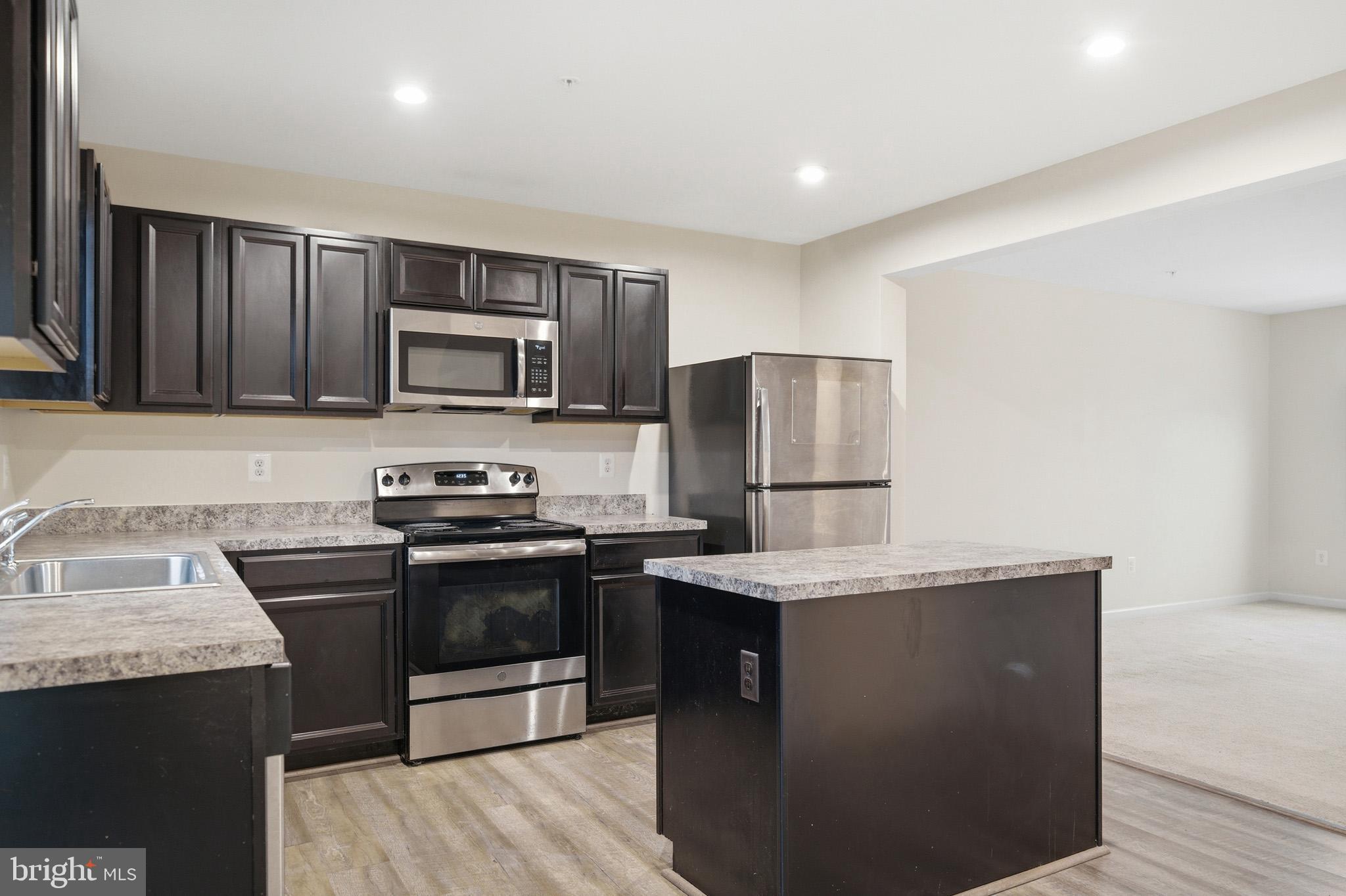 WILLOW GATE - Residential