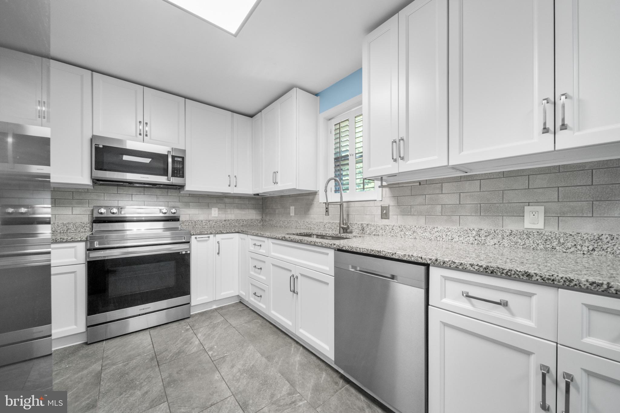 BELLEVUE ESTATES - Residential