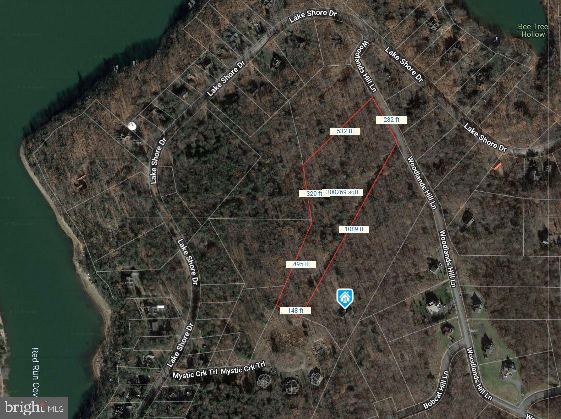 WOODLANDS HILL - Residential