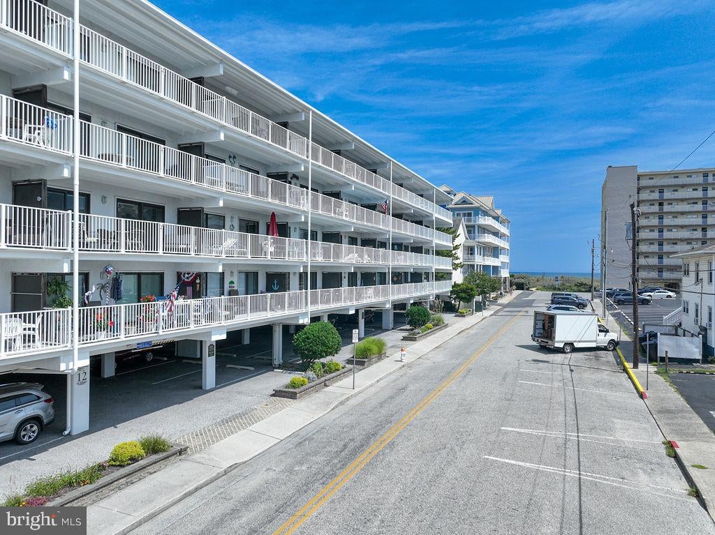 12 63RD STREET 205