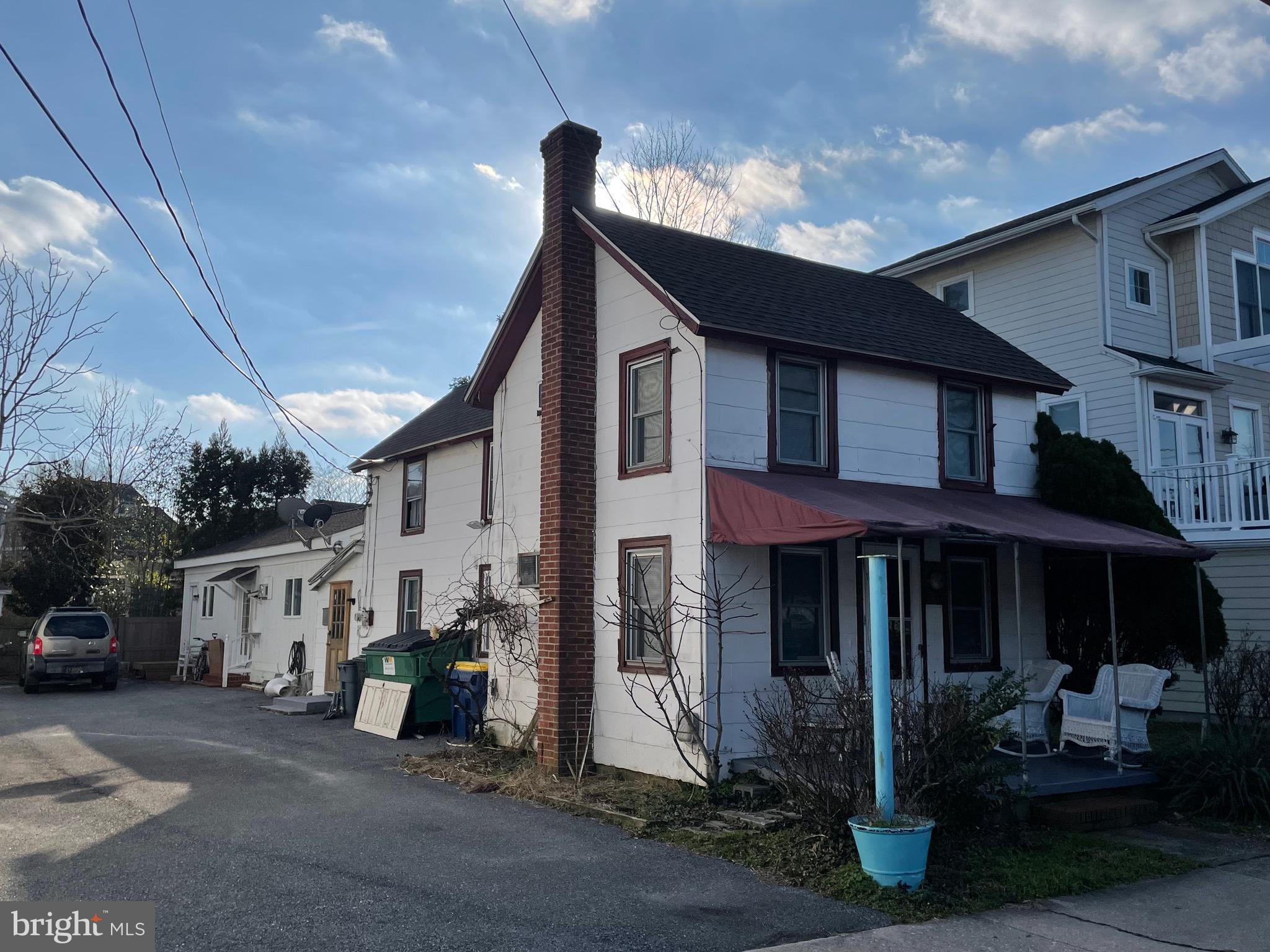 16 CHRISTIAN STREET