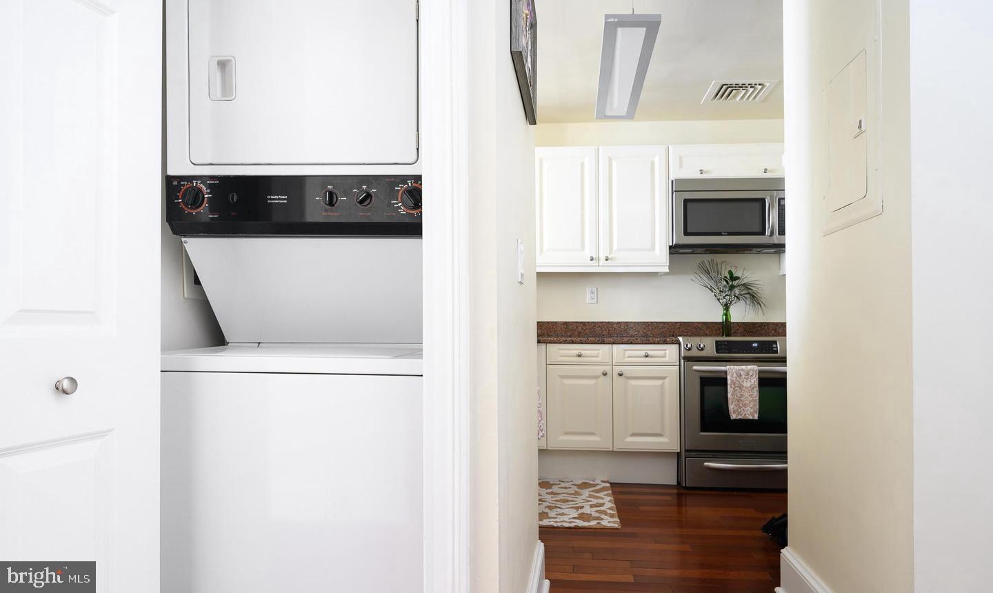 RITTENHOUSE SQUARE - Residential Lease