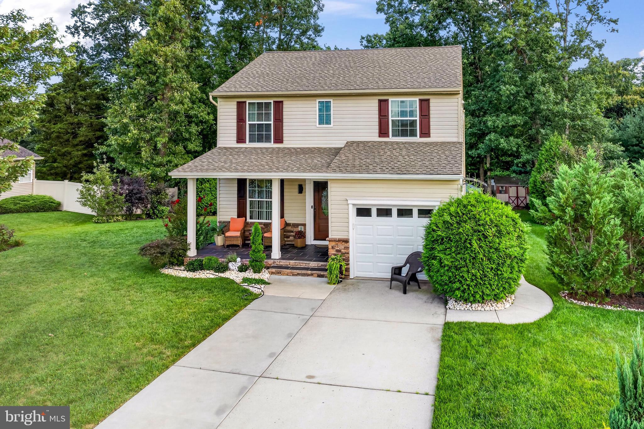1349 CHEROKEE LANE