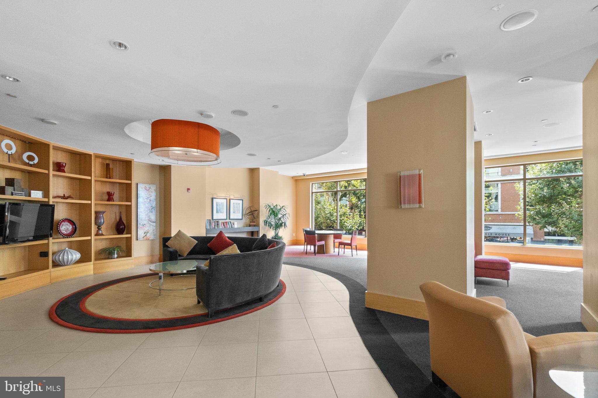 ONE NATIONAL HARBOR CONDOMINIUM - Residential