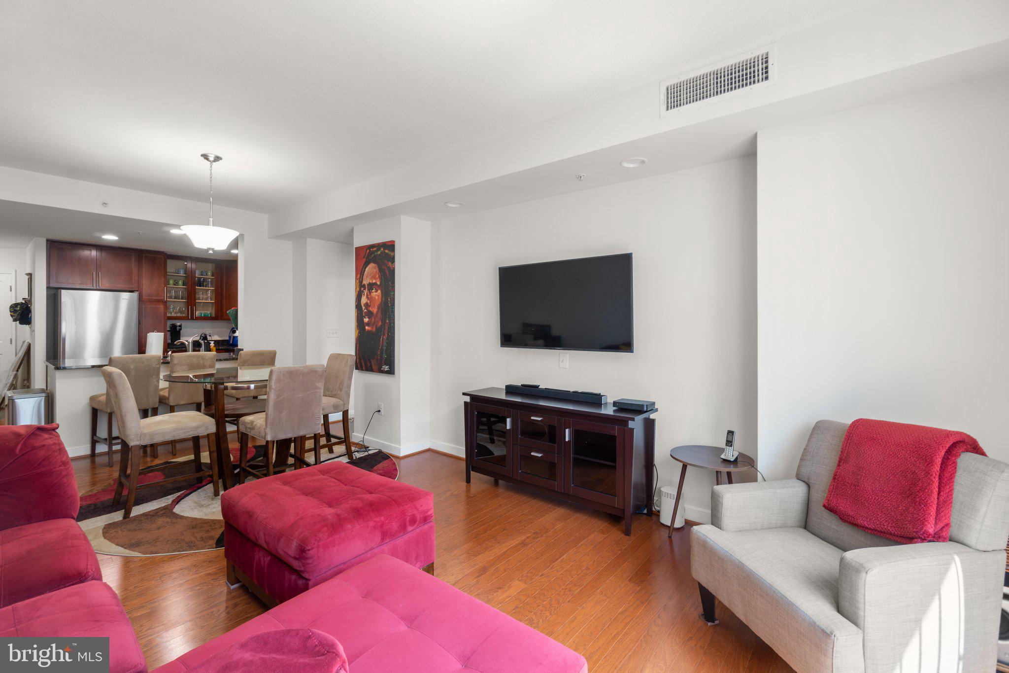 ONE NATIONAL HARBOR CONDOMINIUM - Residential