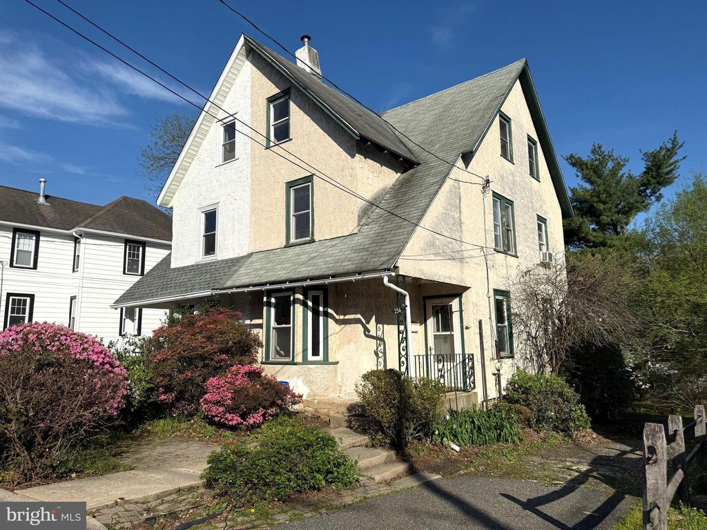 Photo of 256 N Aberdeen Avenue, WAYNE, PA 19087 (MLS # PADE2112984)