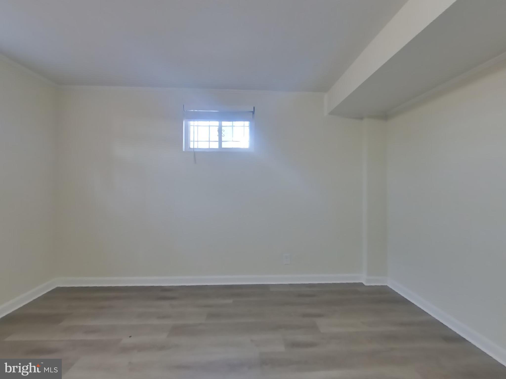 SANSBURY PARK- 1ST ADDN - Residential Lease