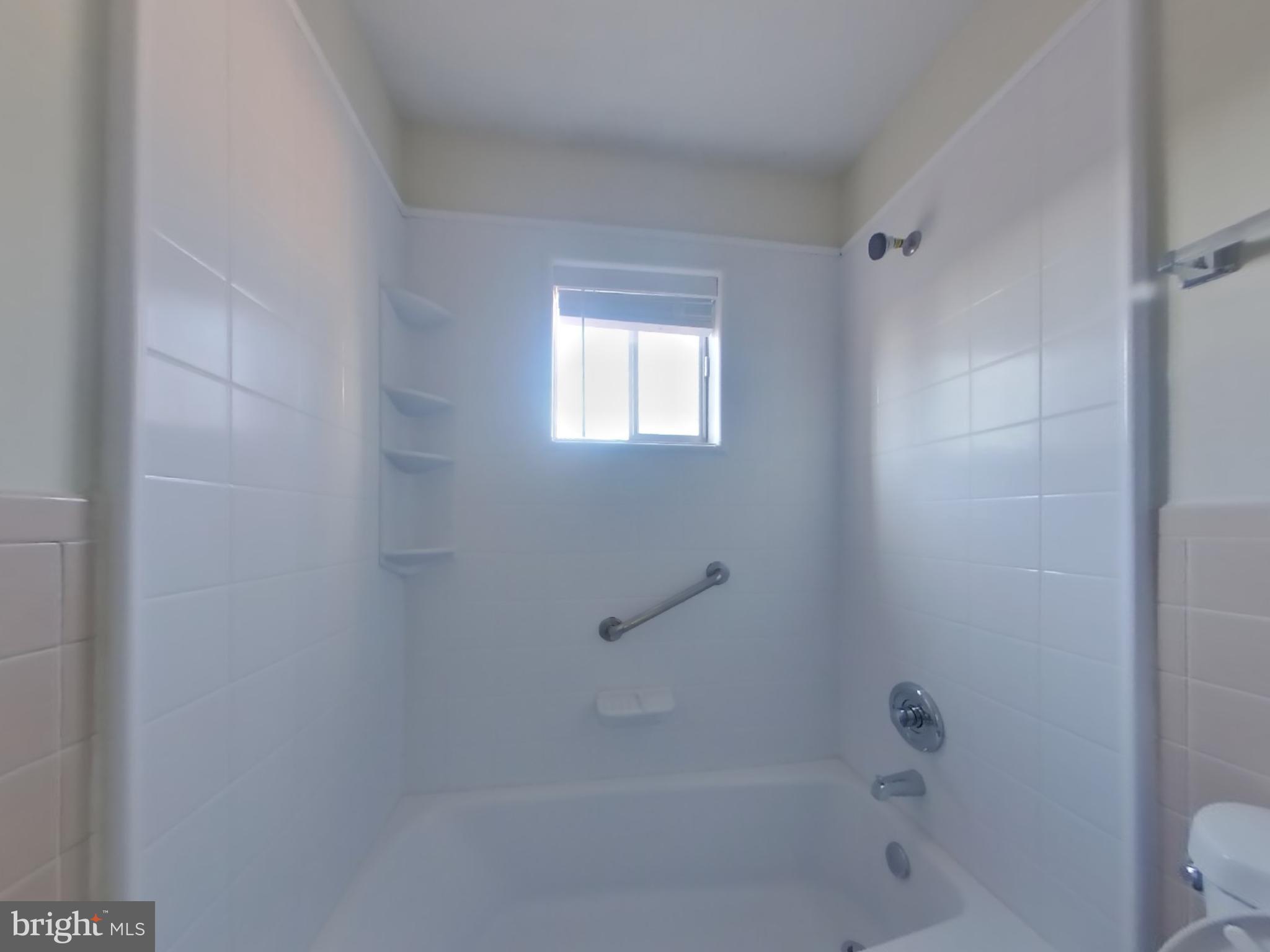 SANSBURY PARK- 1ST ADDN - Residential Lease