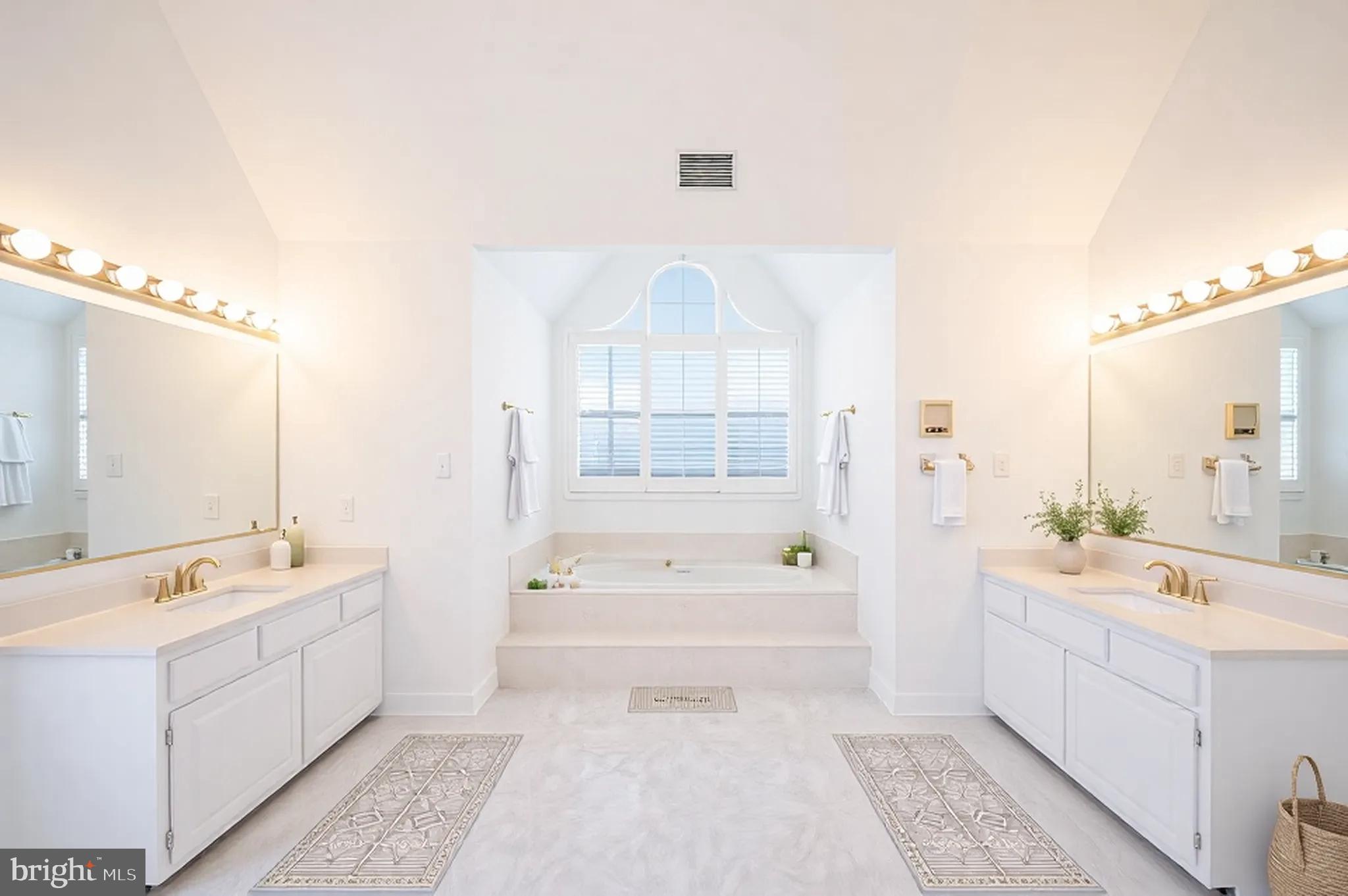 STONECREST - Residential