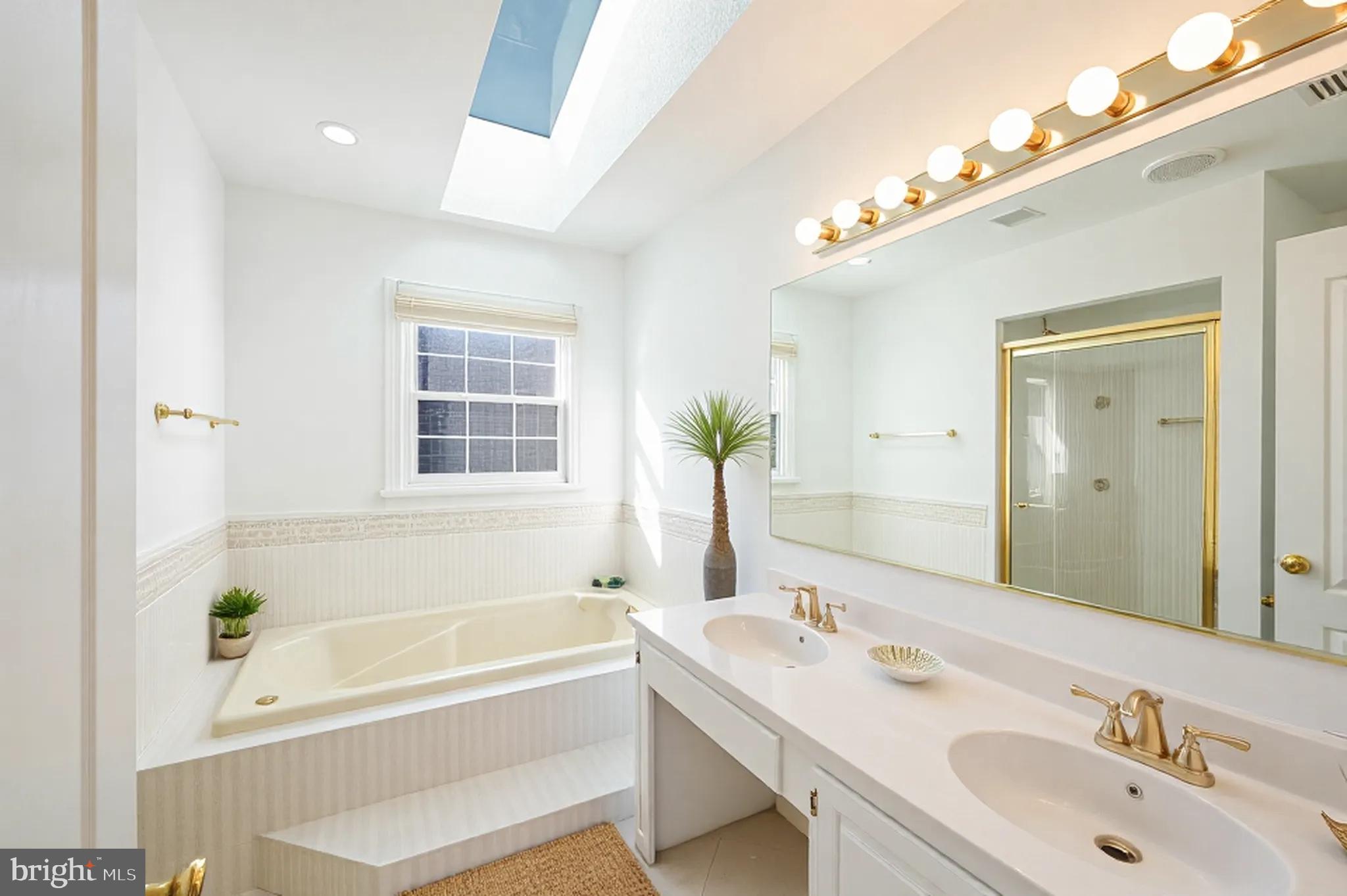 STONECREST - Residential