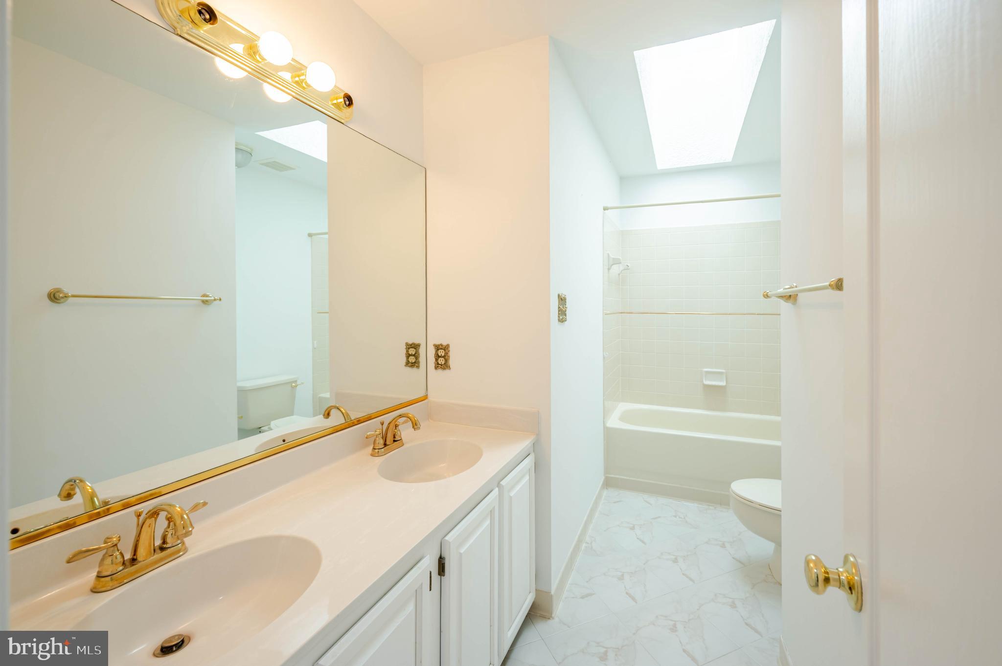 STONECREST - Residential