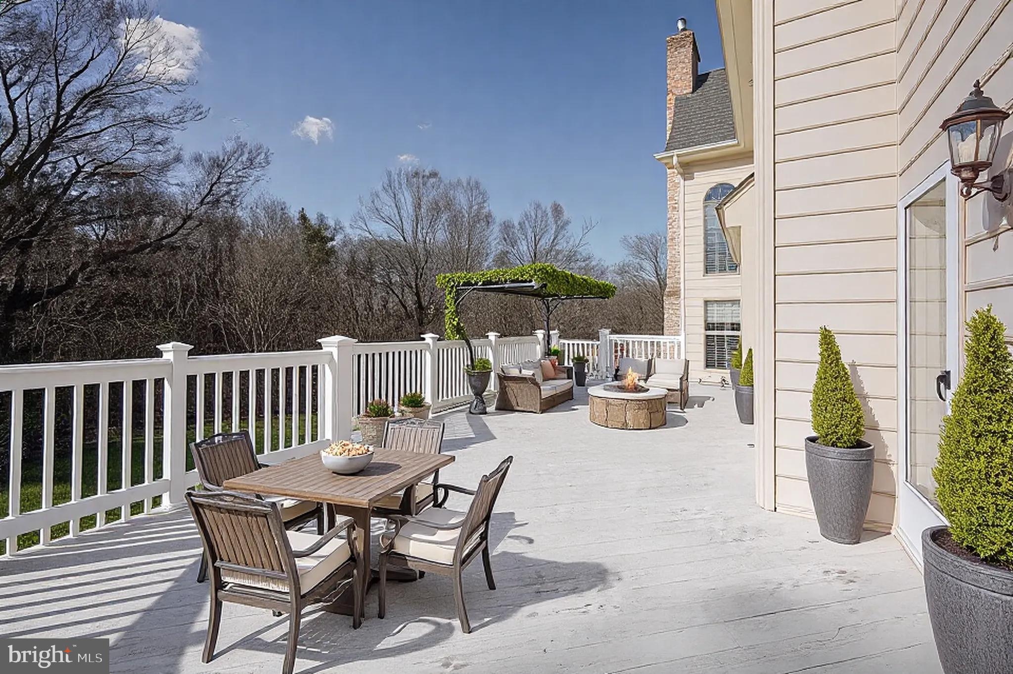 STONECREST - Residential