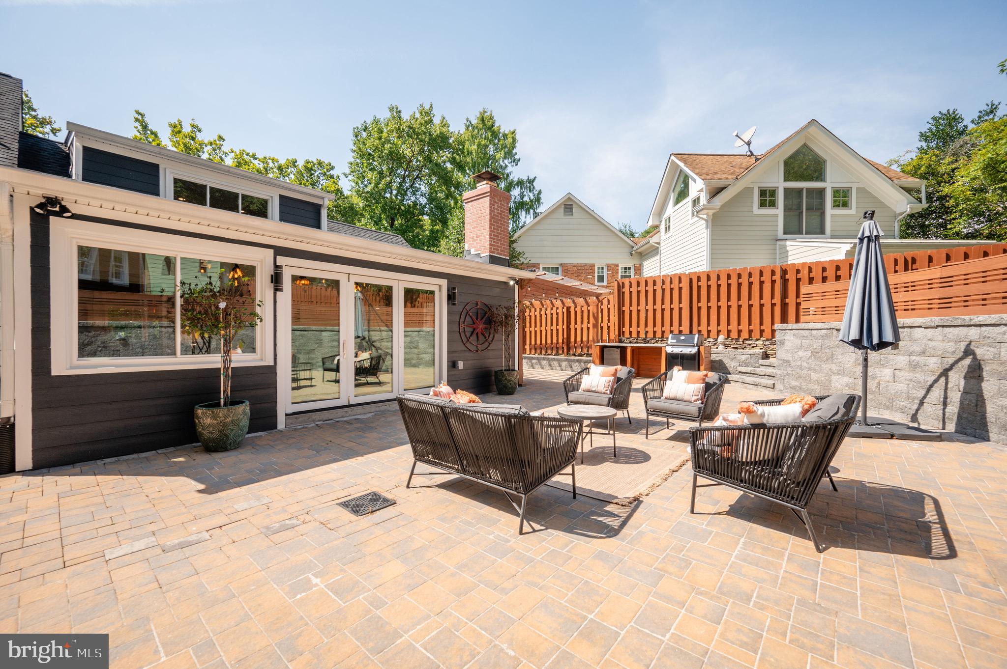 BRADDOCK HEIGHTS - Residential