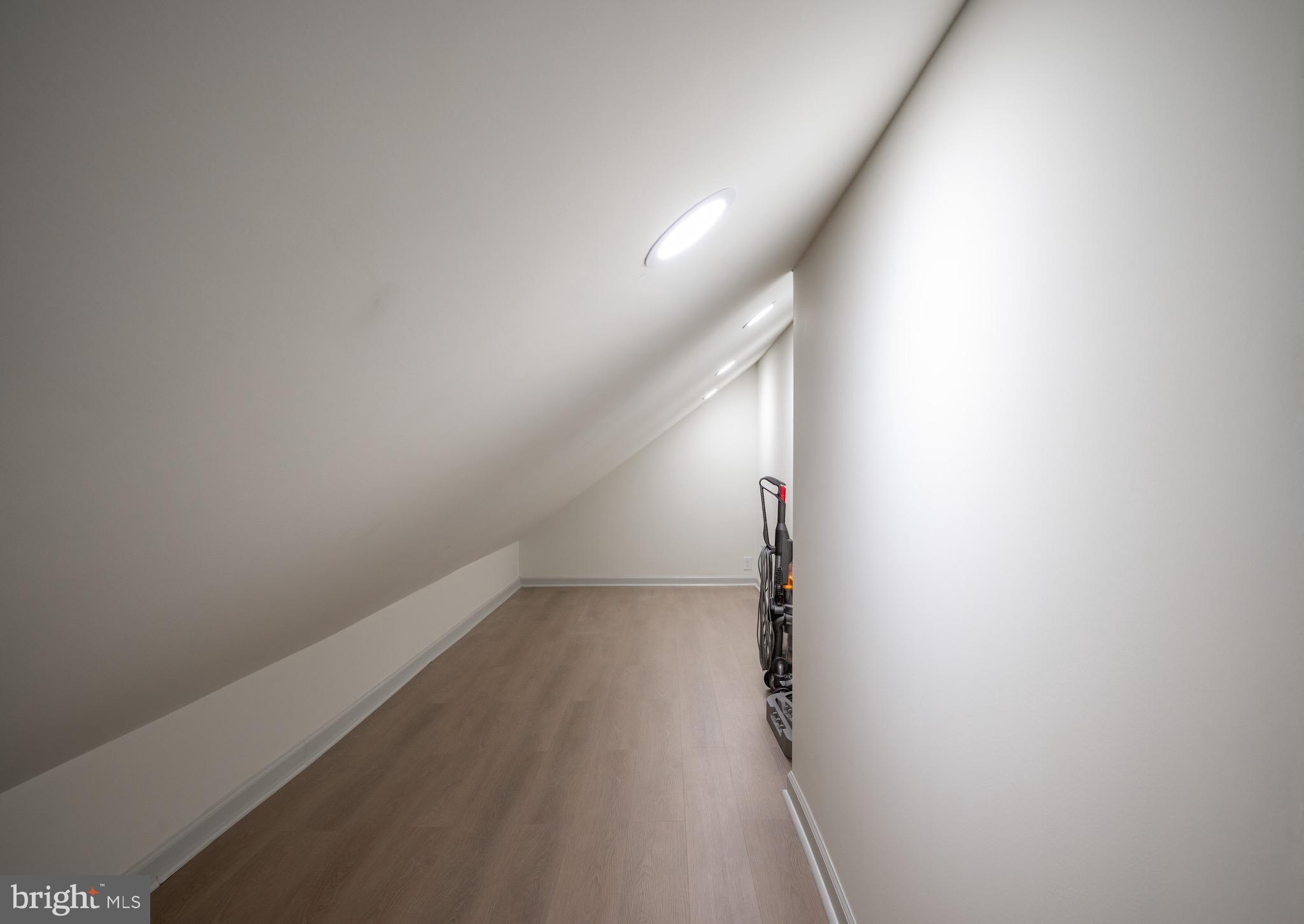 BRADDOCK HEIGHTS - Residential