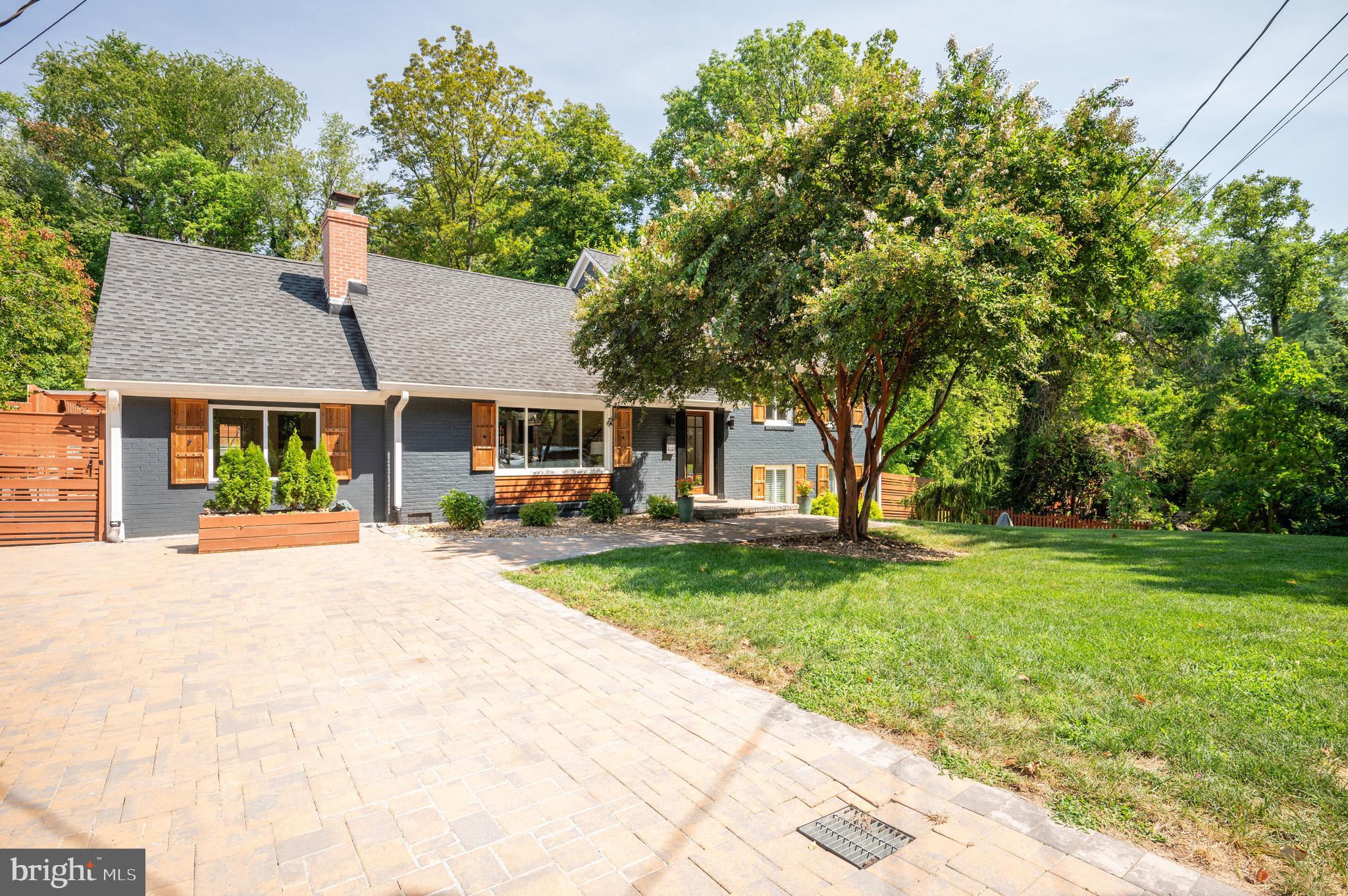 BRADDOCK HEIGHTS - Residential