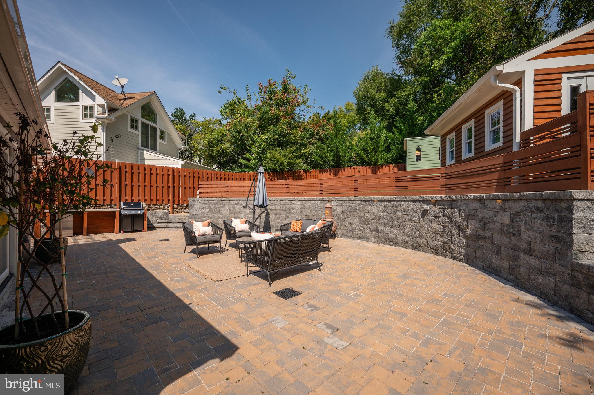 BRADDOCK HEIGHTS - Residential