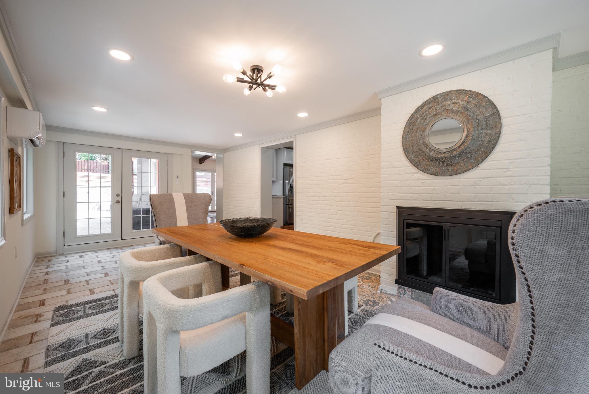 BRADDOCK HEIGHTS - Residential