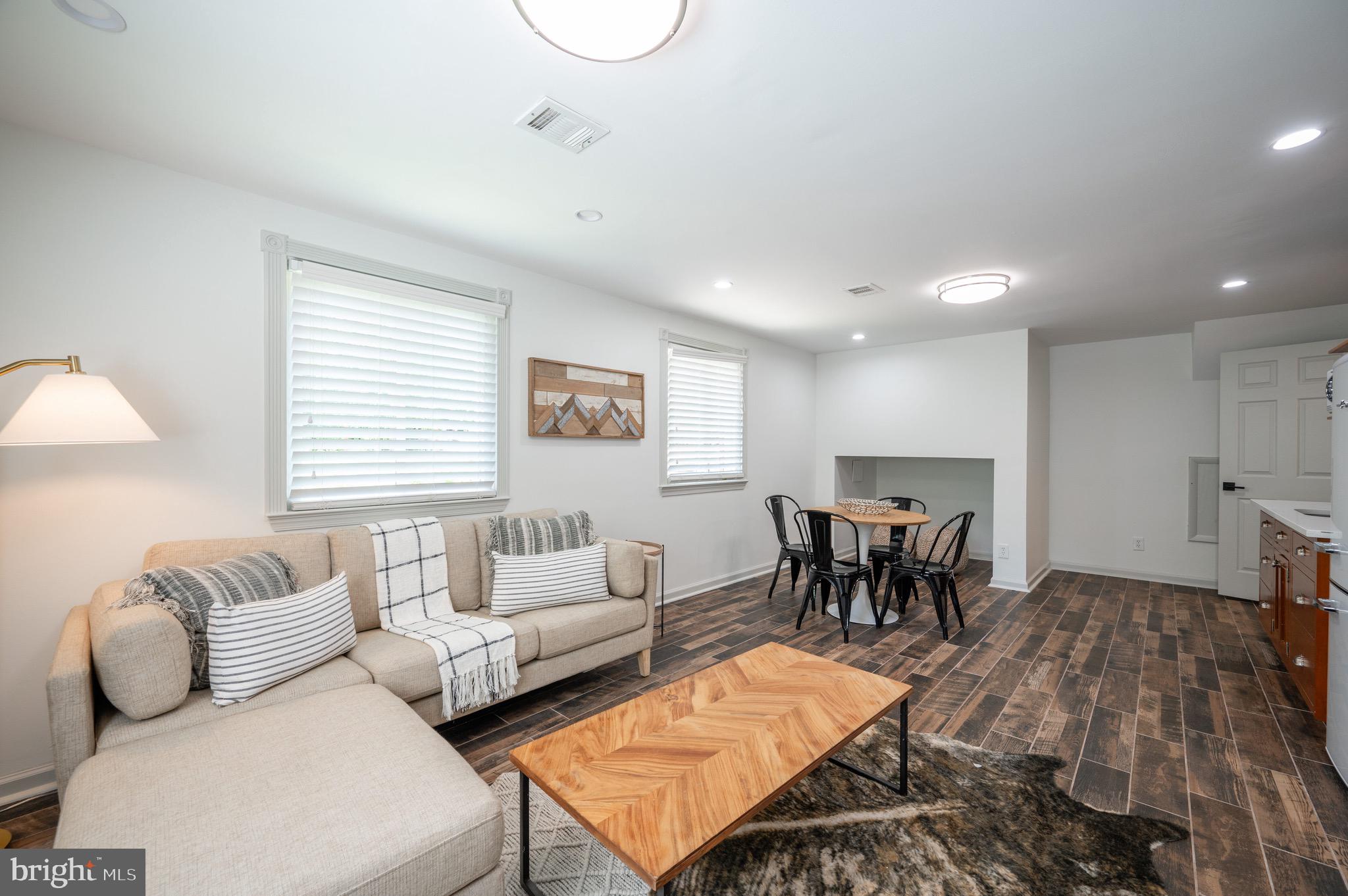 BRADDOCK HEIGHTS - Residential