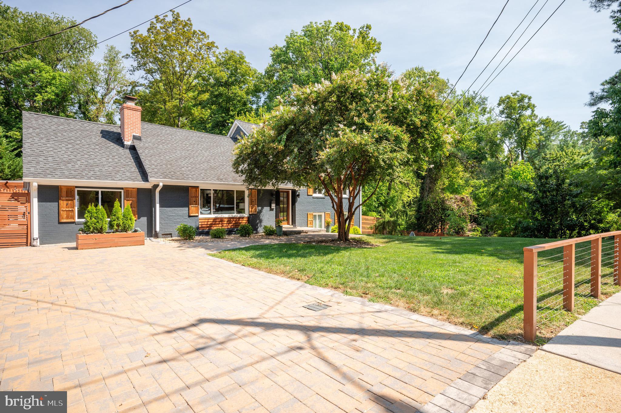 BRADDOCK HEIGHTS - Residential