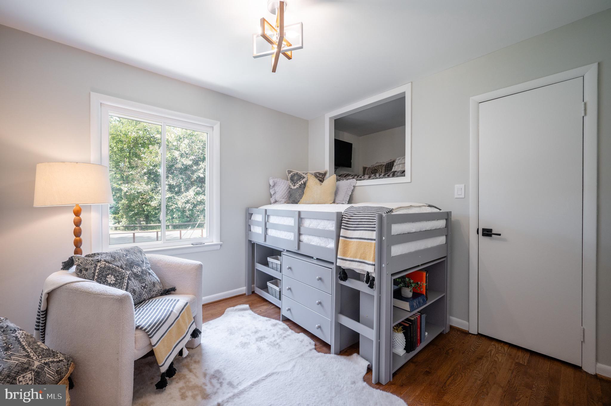 BRADDOCK HEIGHTS - Residential