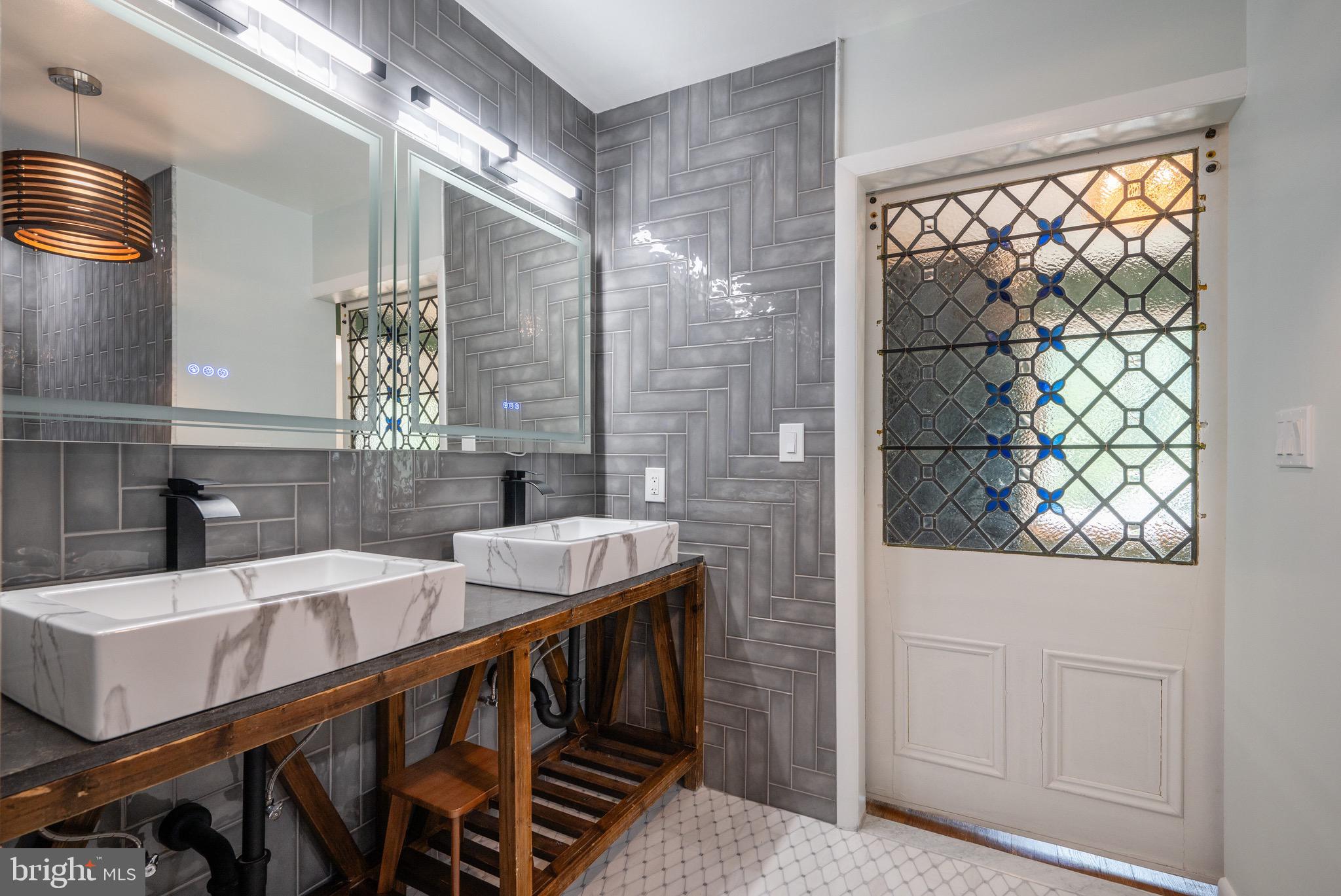 BRADDOCK HEIGHTS - Residential