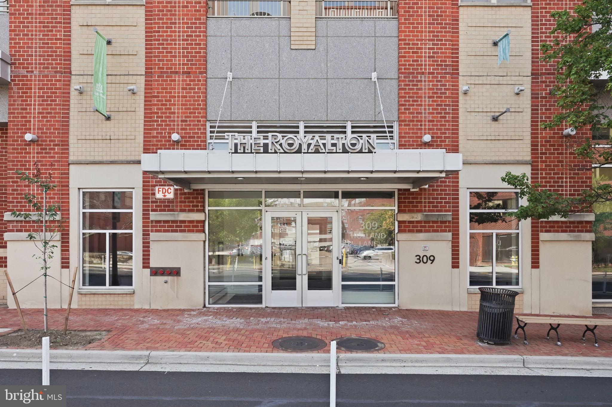 309 HOLLAND LANE 211