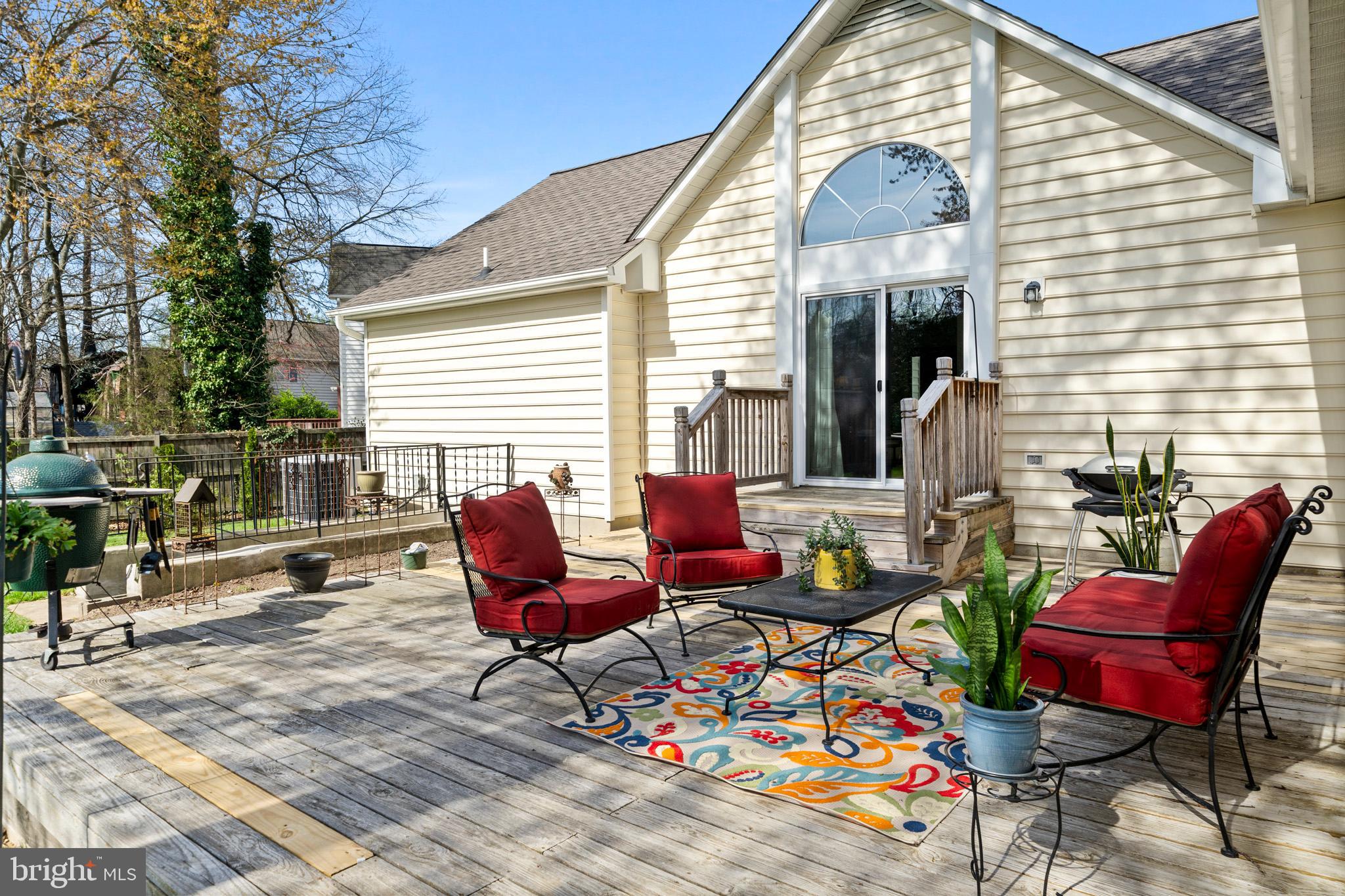 CONSTITUTION HILLS - Residential