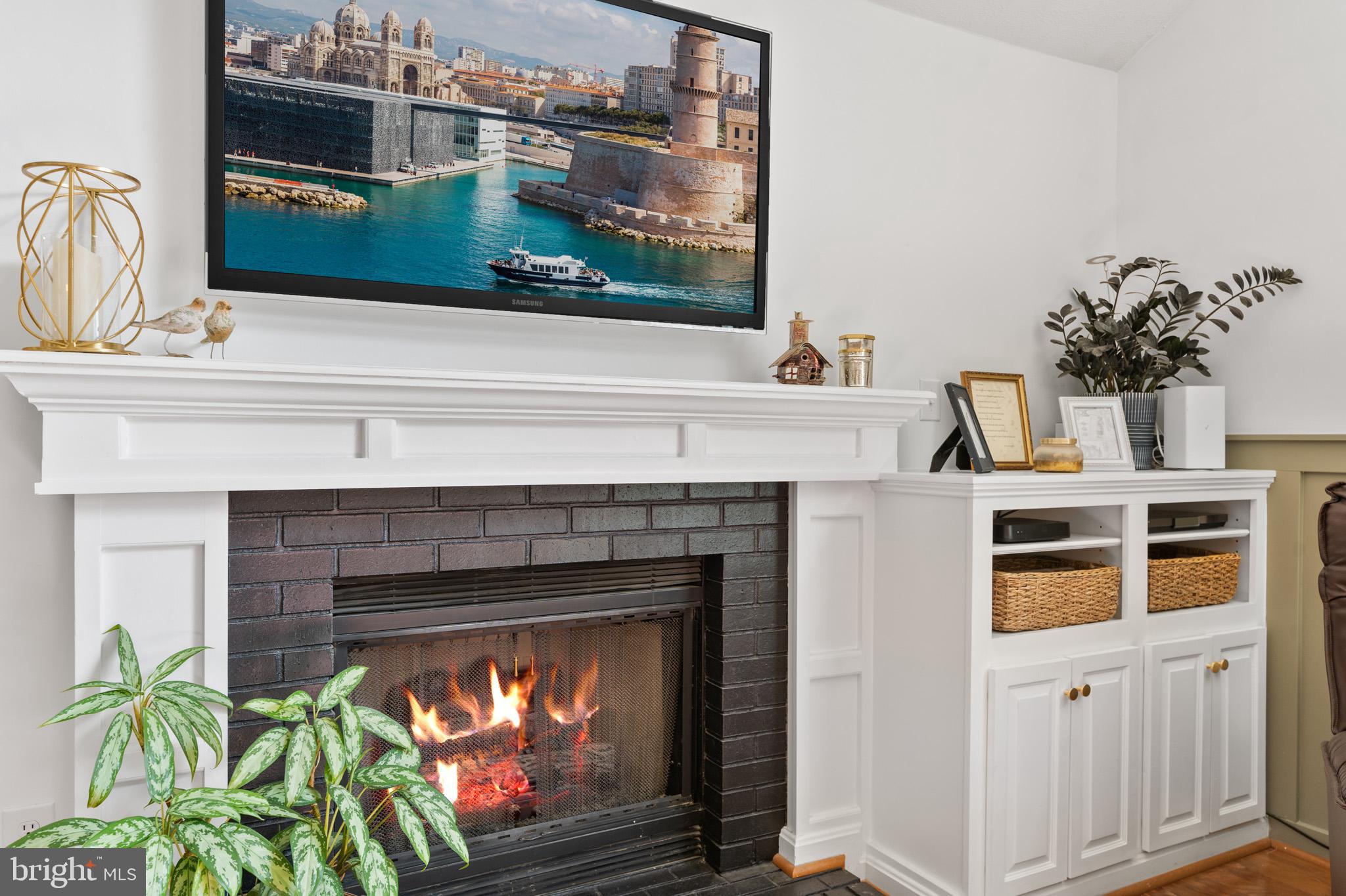 CONSTITUTION HILLS - Residential