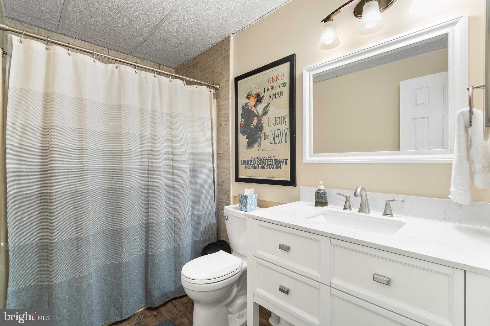 CONSTITUTION HILLS - Residential