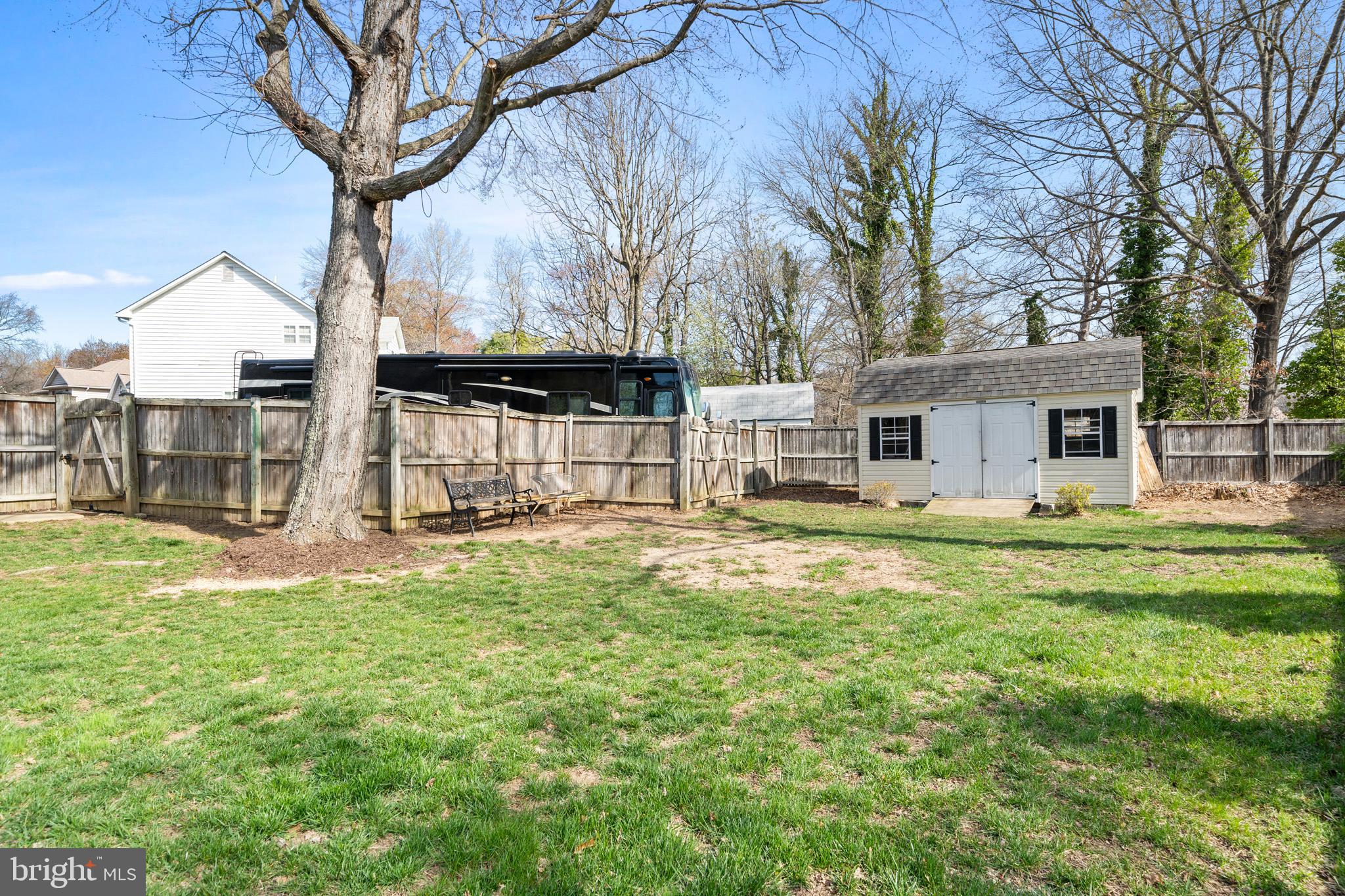 CONSTITUTION HILLS - Residential