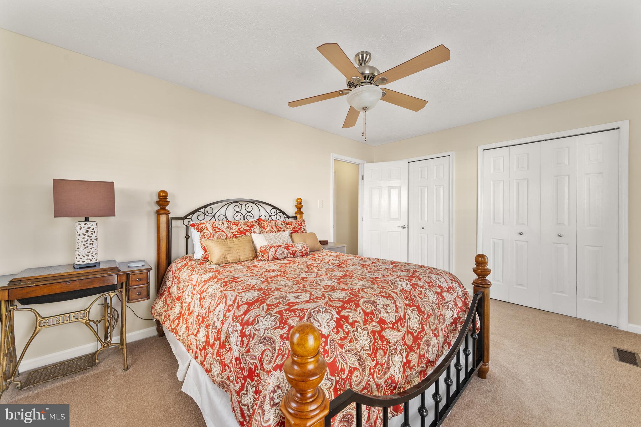 CONSTITUTION HILLS - Residential