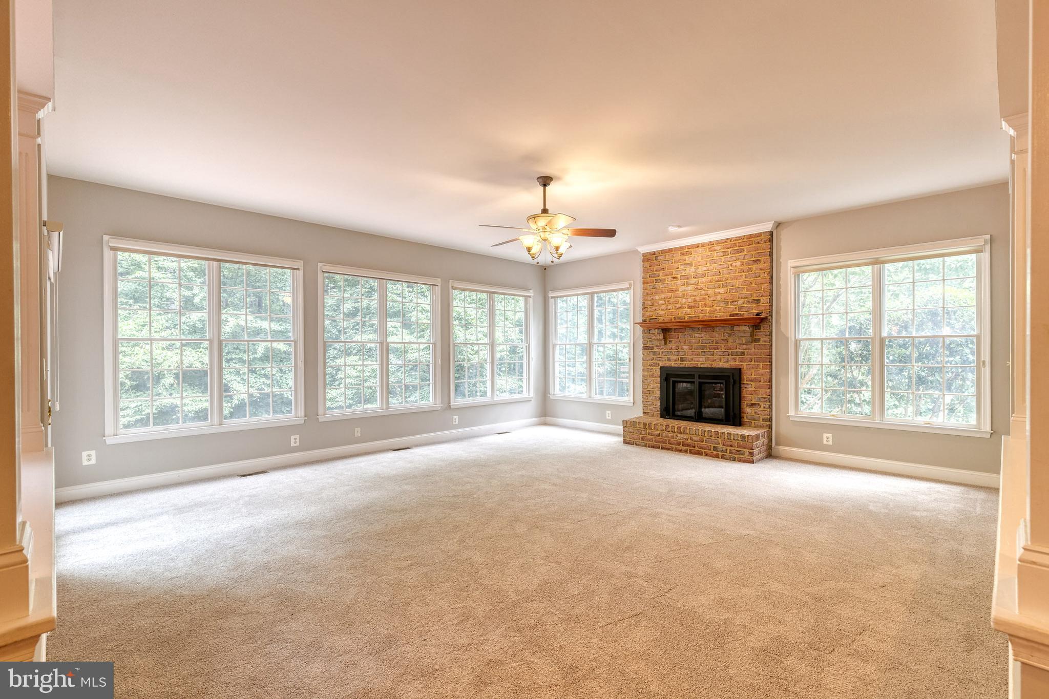 SOUTH RIVER COLONY - Residential