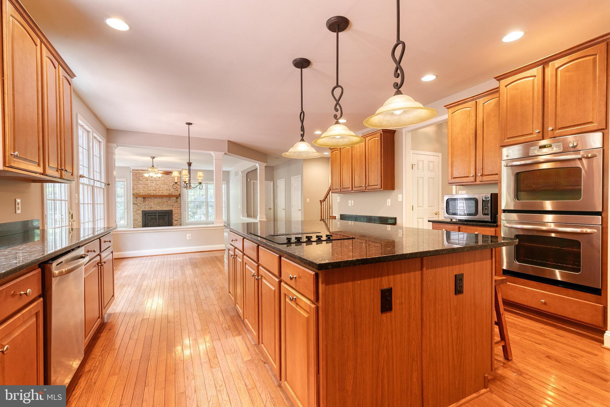 SOUTH RIVER COLONY - Residential