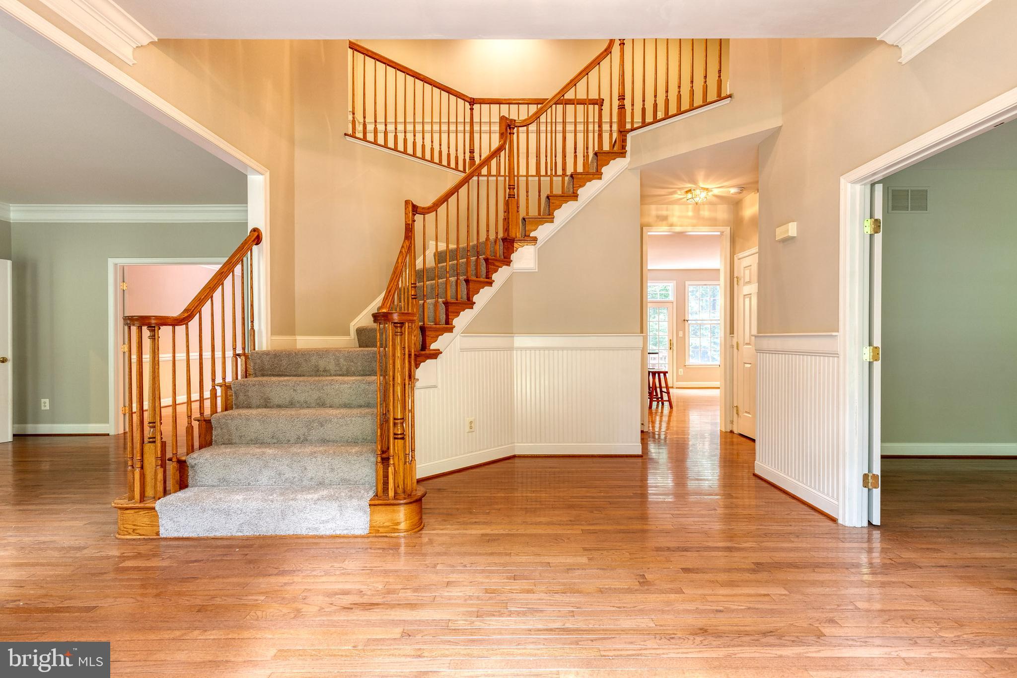 SOUTH RIVER COLONY - Residential