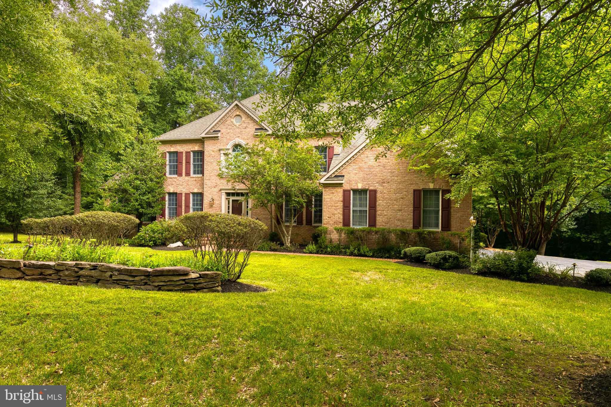 SOUTH RIVER COLONY - Residential