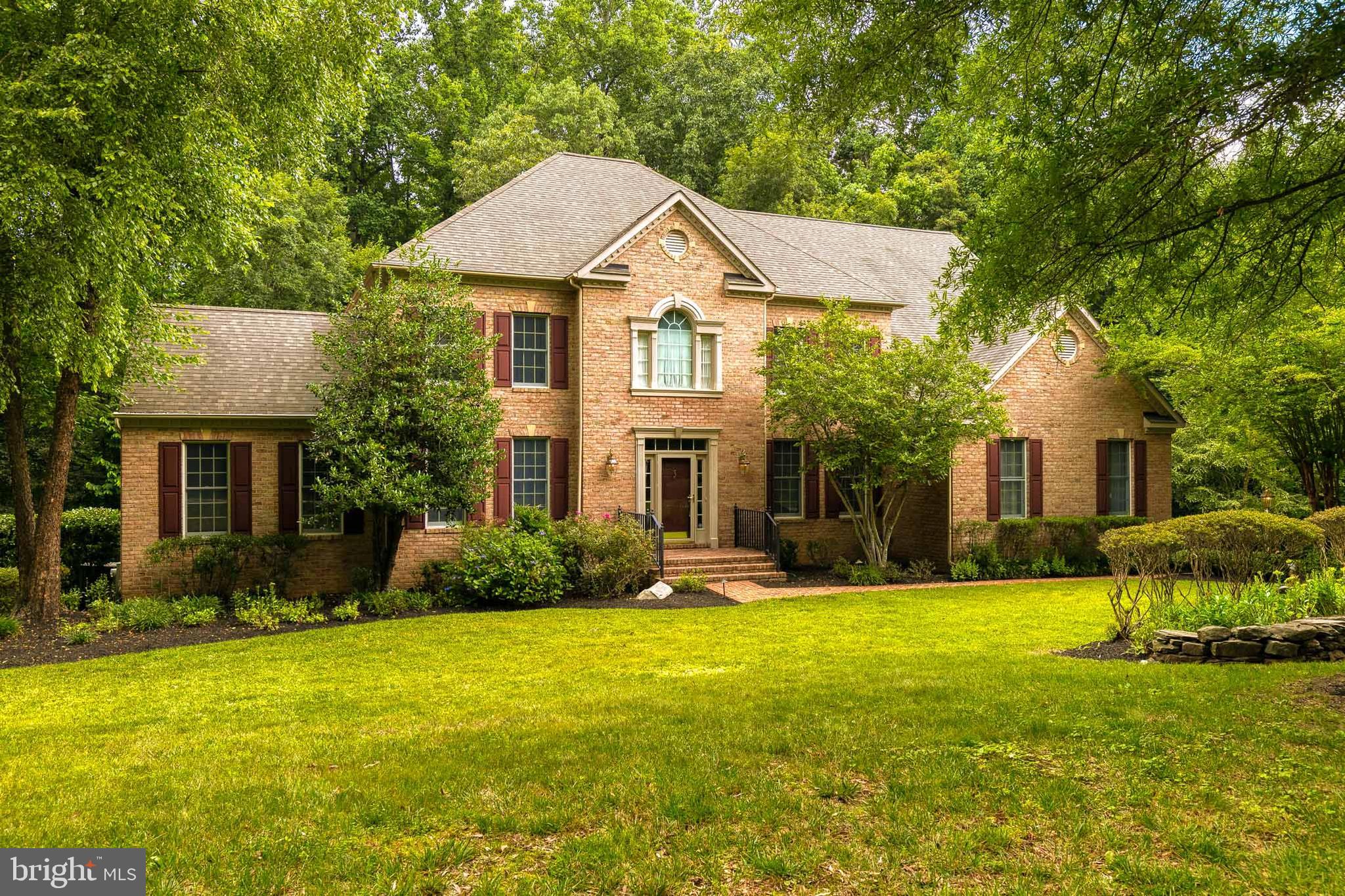 SOUTH RIVER COLONY - Residential