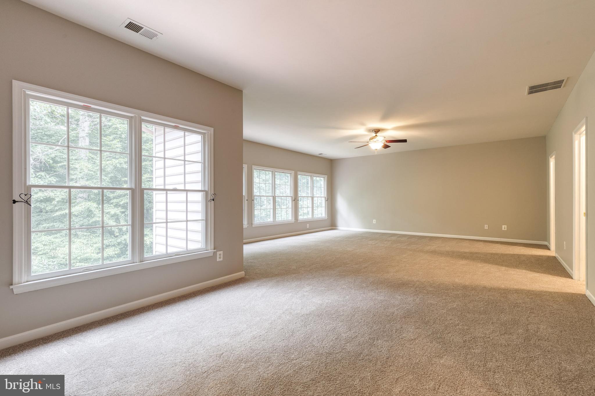 SOUTH RIVER COLONY - Residential