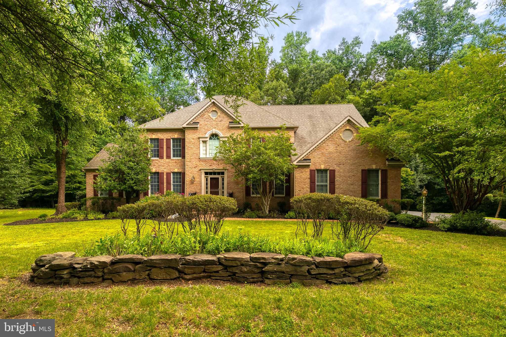 SOUTH RIVER COLONY - Residential