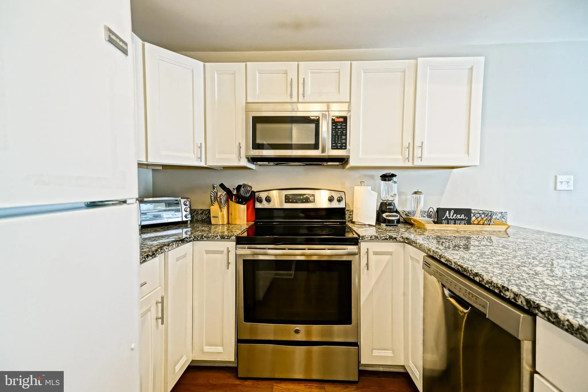 Rehoboth Beach, Delaware 19971, United States, 5 Bedrooms Bedrooms, ,5 BathroomsBathrooms,Residential,Contingent,201199