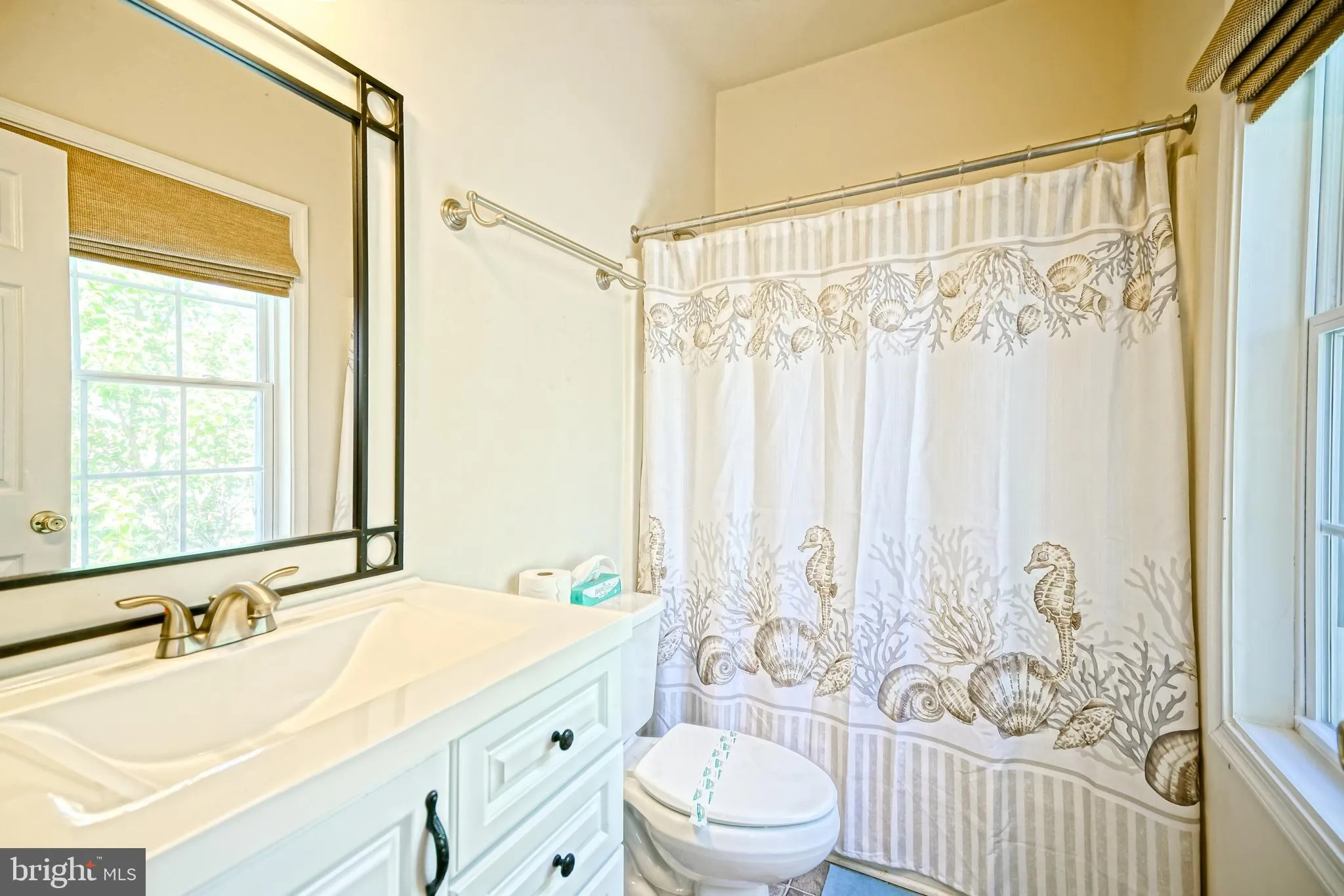 Rehoboth Beach, Delaware 19971, United States, 5 Bedrooms Bedrooms, ,5 BathroomsBathrooms,Residential,Contingent,201199